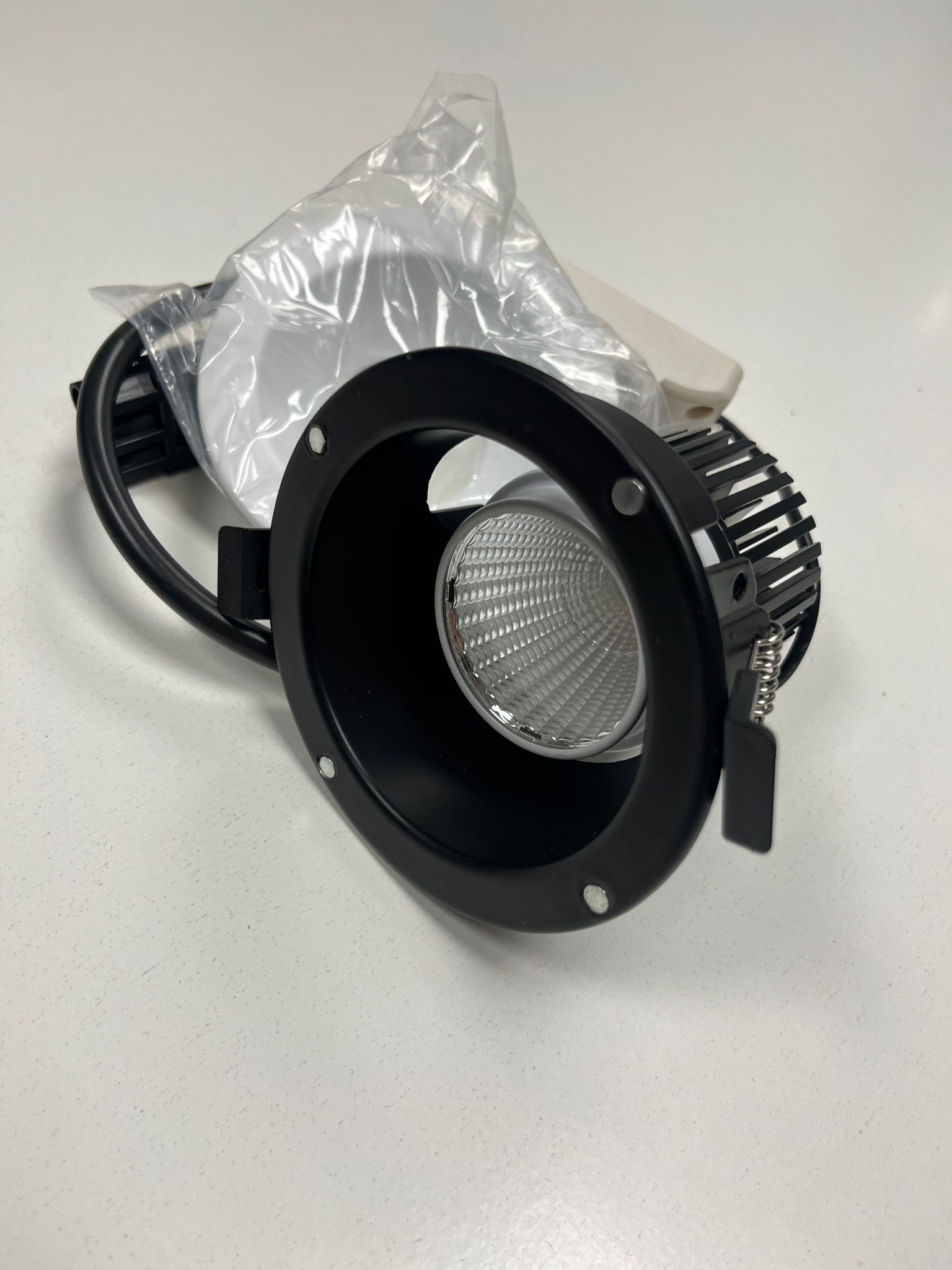 Spot LED encastrable orientable 40° – Driver inclus