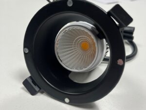 Spot LED encastrable orientable 40° – Driver inclus