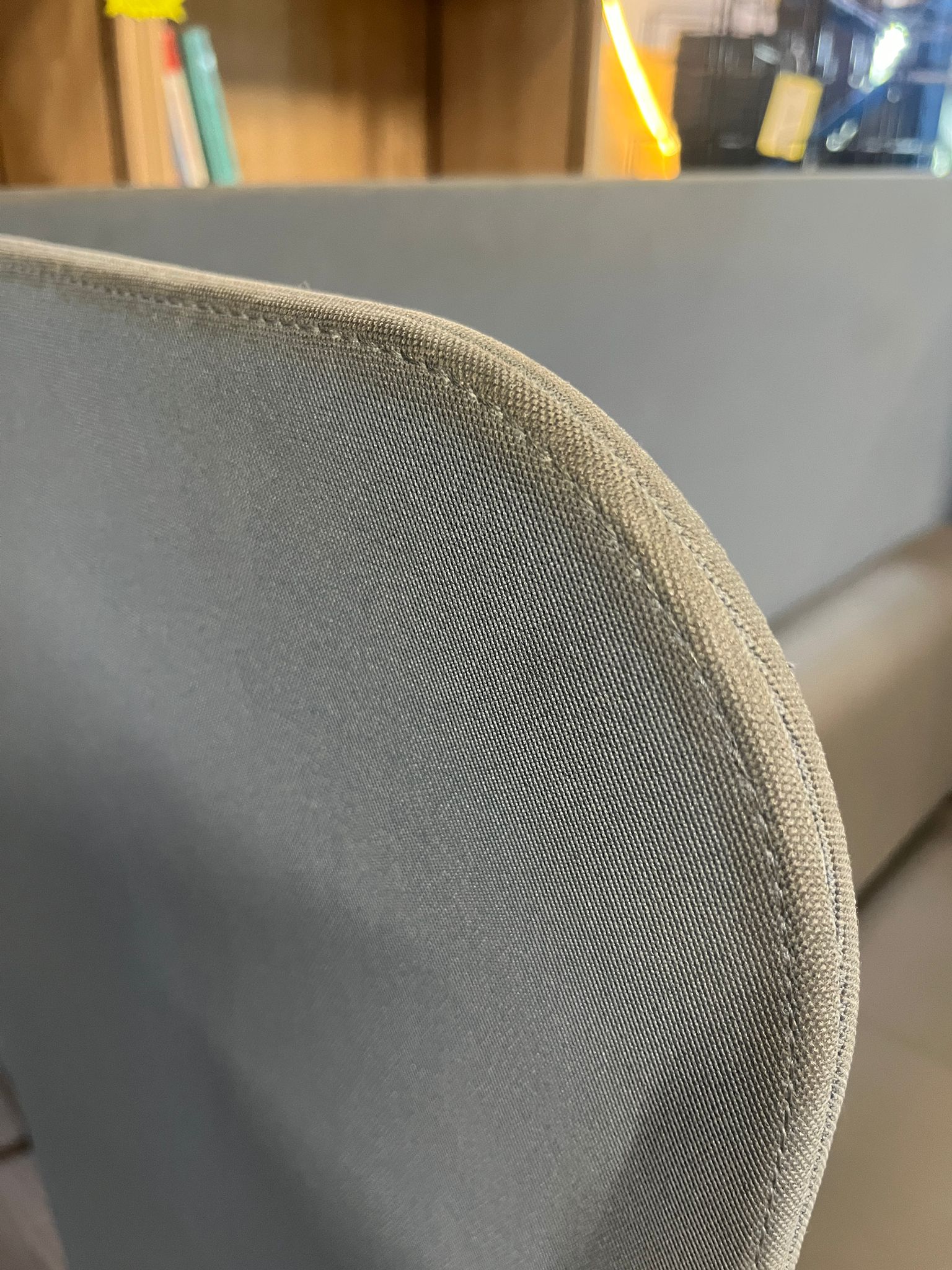 Fauteuil avec paroi acoustique amovible – Simili cuir gris et bleu – L153 x P80 x H123 cm