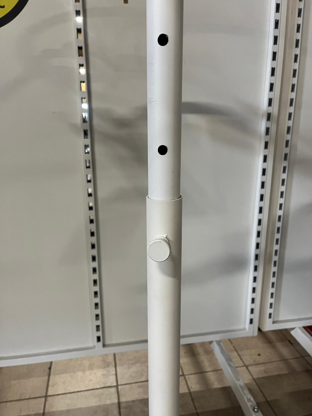 Portant rond métallique blanc – Ø85 cm – Socle 65 x 65 cm