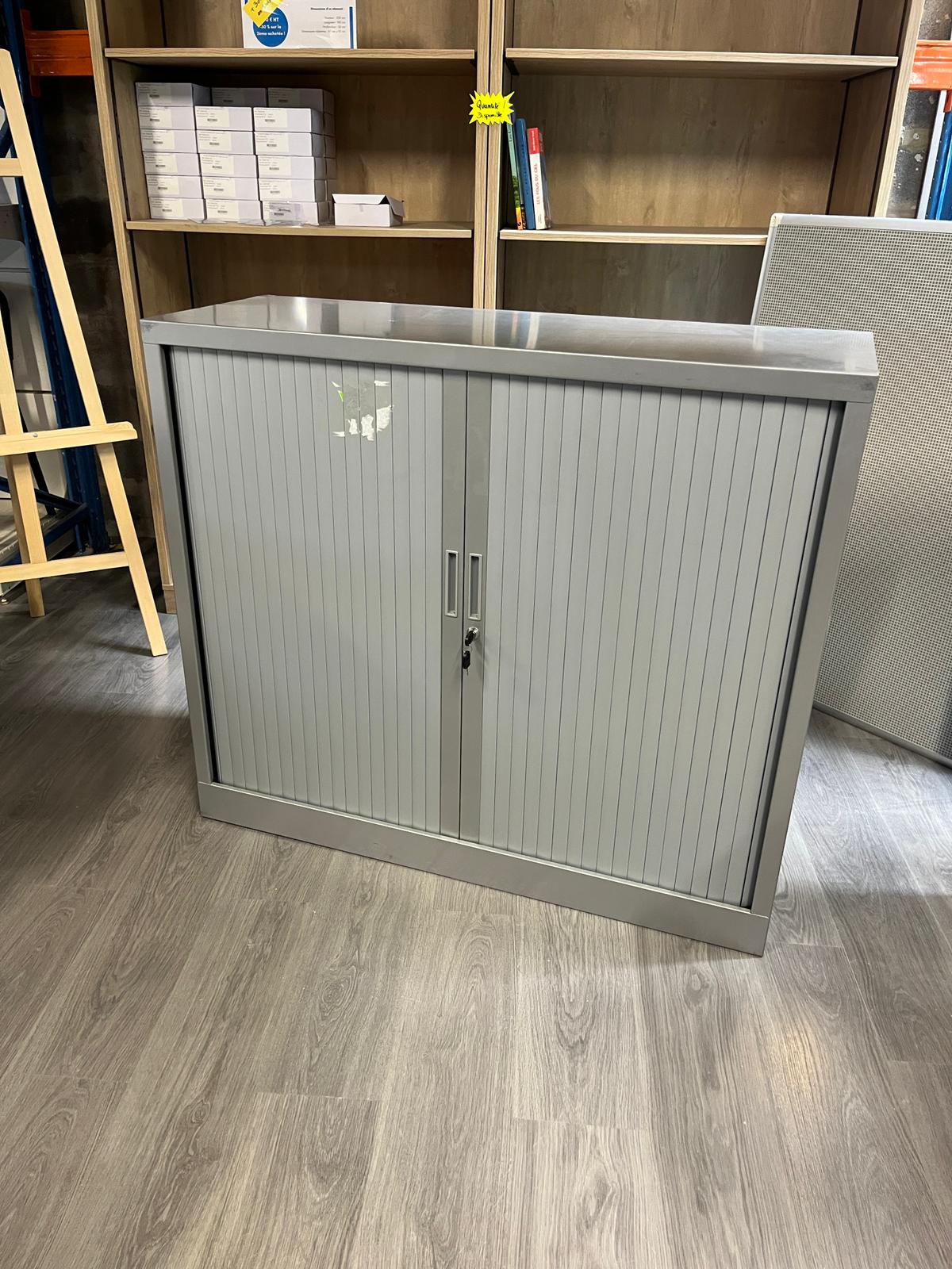 Armoire de bureau métallique avec clé – 1 tablette – L120 x P43 x H105 cm