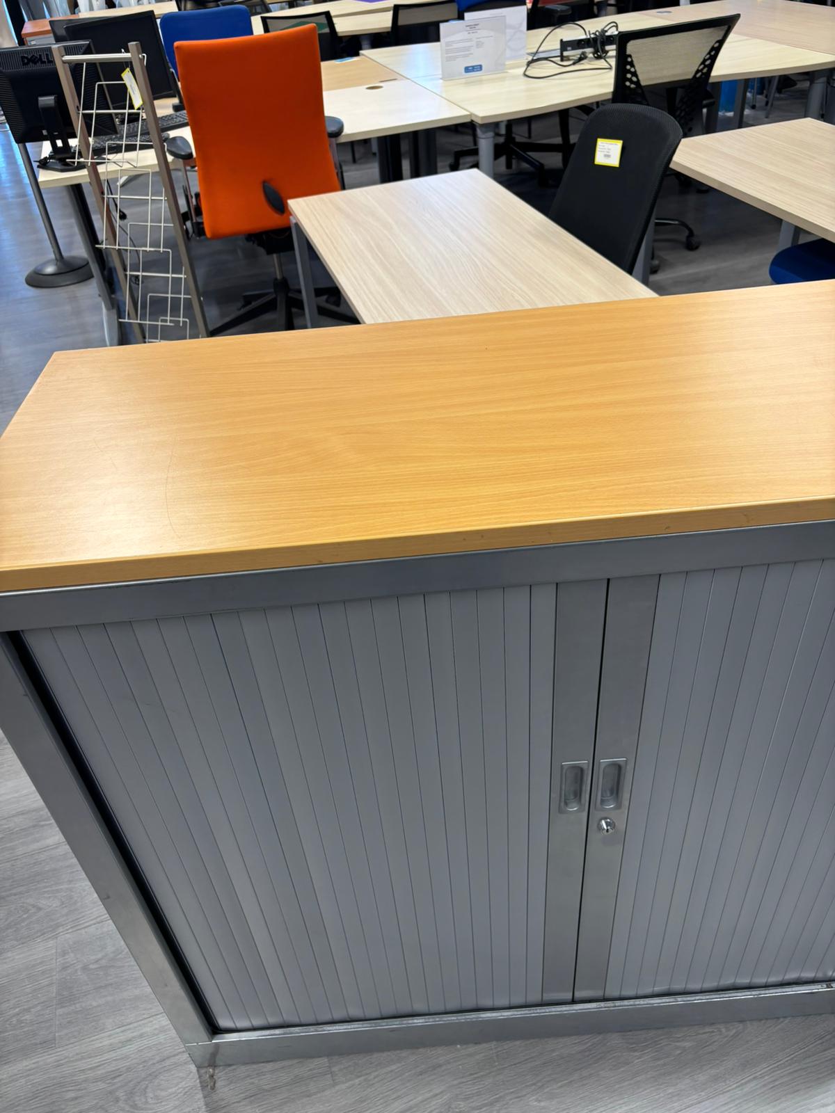 Armoire de bureau métallique sans clé avec plateau bois – L120 x l43 x H113 cm