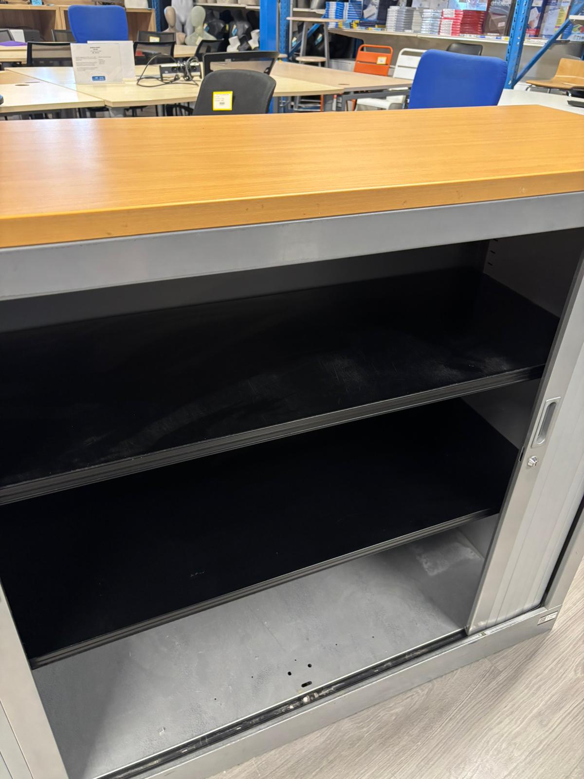 Armoire de bureau métallique sans clé avec plateau bois – L120 x l43 x H113 cm
