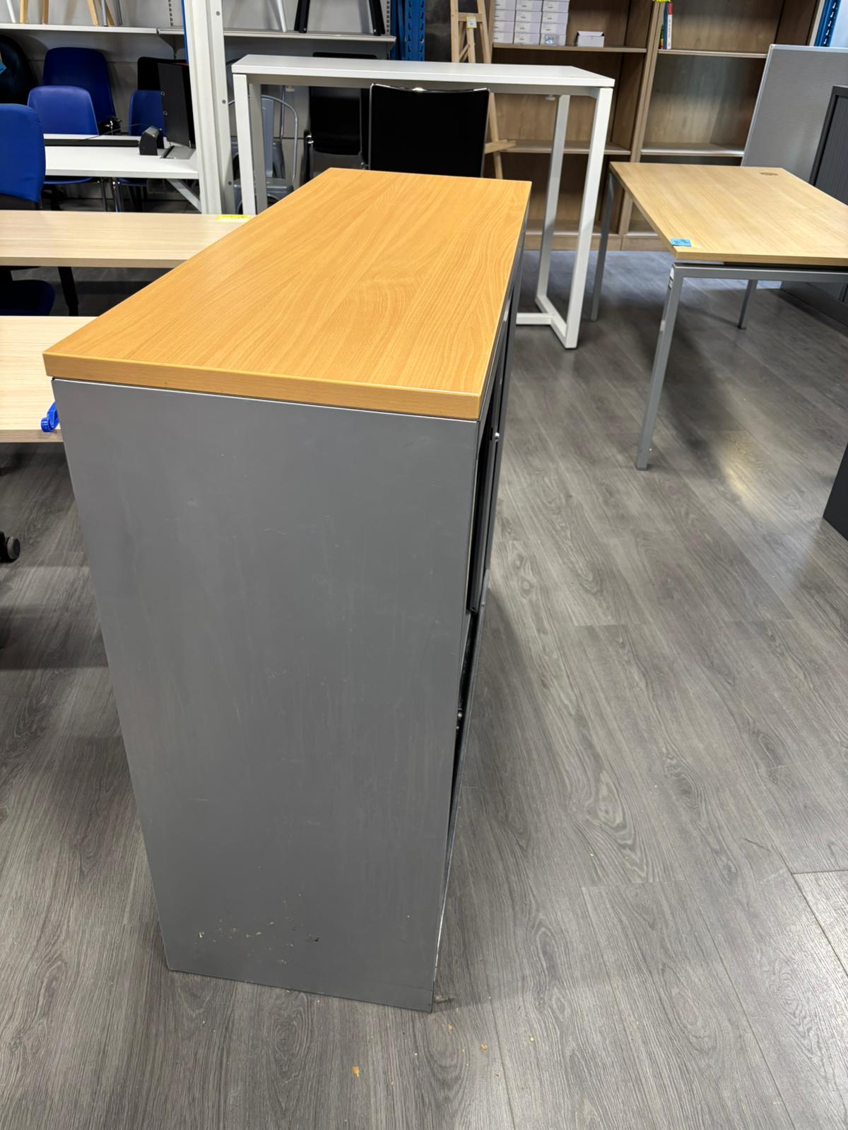 Armoire de bureau métallique sans clé avec plateau bois – L120 x l43 x H113 cm
