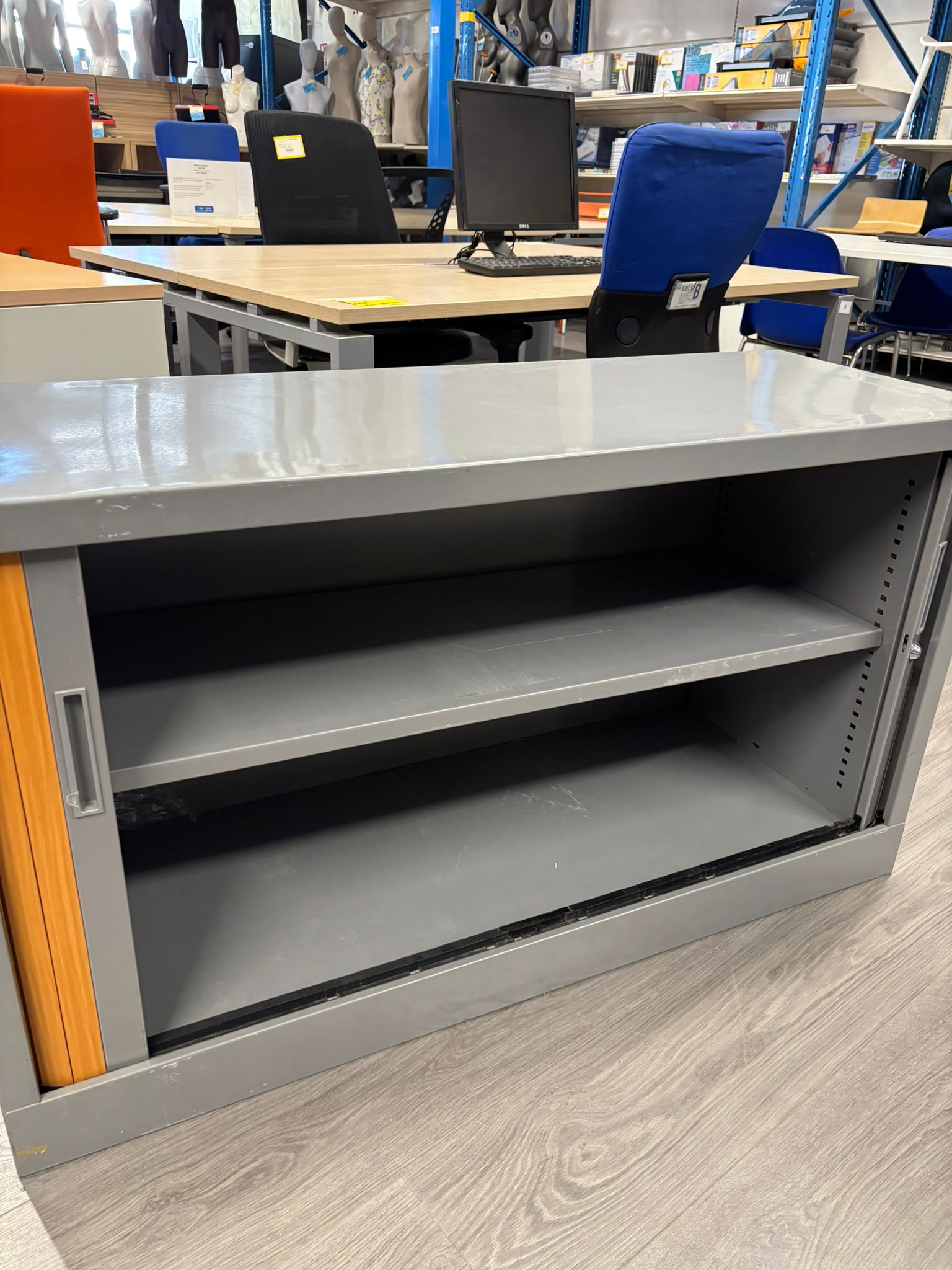Armoire de bureau métallique sans clé avec porte effet bois – L120 x l43 x H69 cm