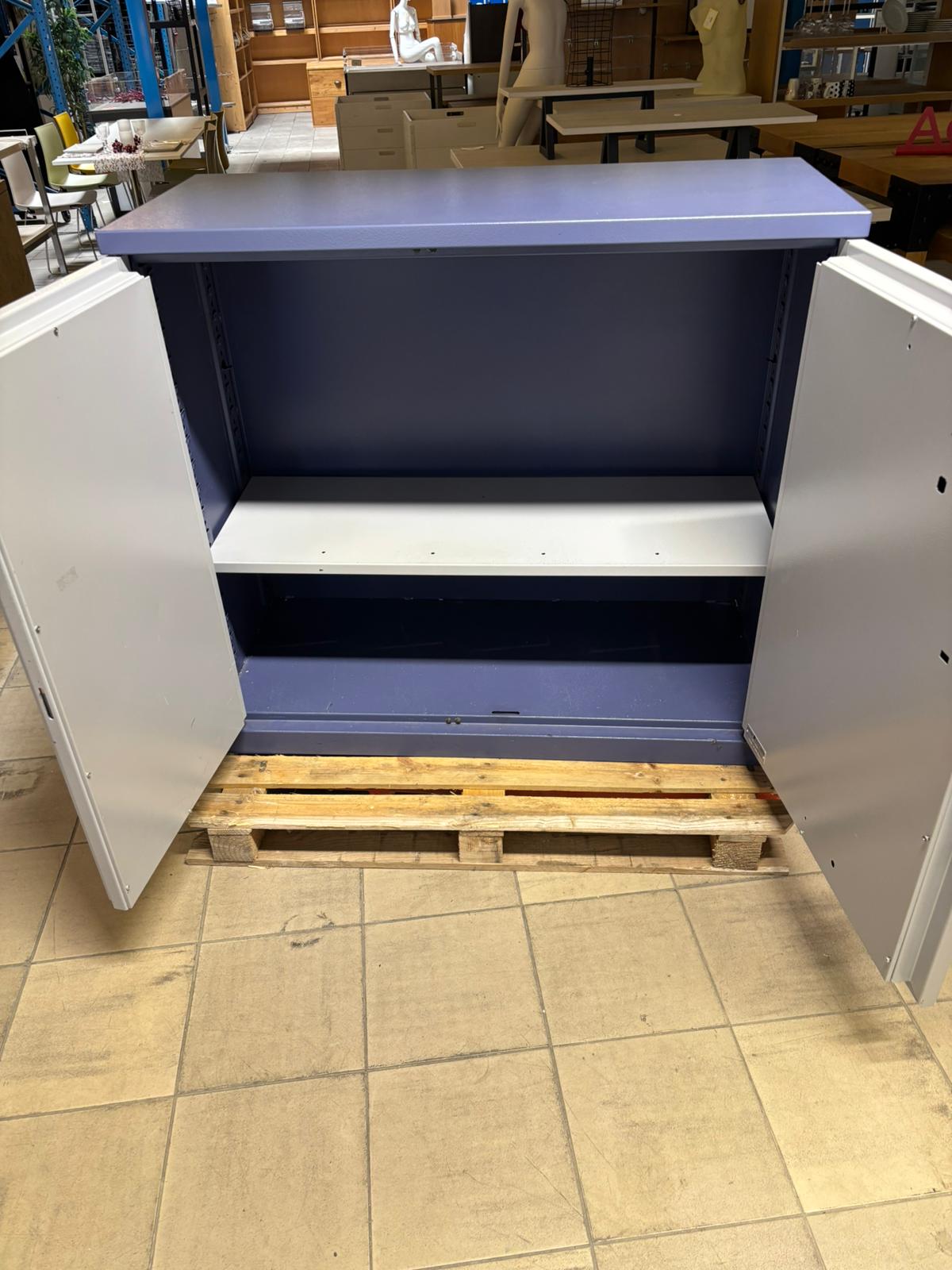 Armoire coffre-fort métallique avec portes blindées (1 clé sur 4) – L114 x l49 x H105 cm