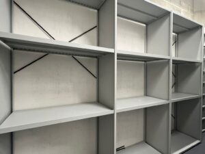 Lot complet d’éléments muraux – Structure métallique – Hauteur 286 cm