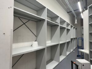 Lot complet d’éléments muraux – Structure métallique – Hauteur 286 cm