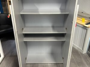 Armoire de bureau métallique avec clé – L82 x P36 x H143 cm