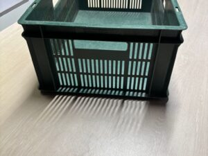 Caisse de manutention Allibert verte – H23 x L60 x l40 cm