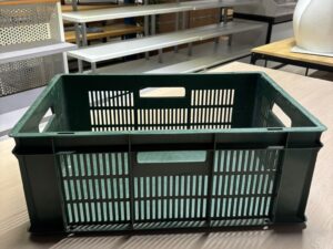 Caisse de manutention Allibert verte – H23 x L60 x l40 cm