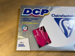 Papier blanc très satiné pour impression laser et jet d’encre Clairefontaine – 125 feuilles – 250 g/m²