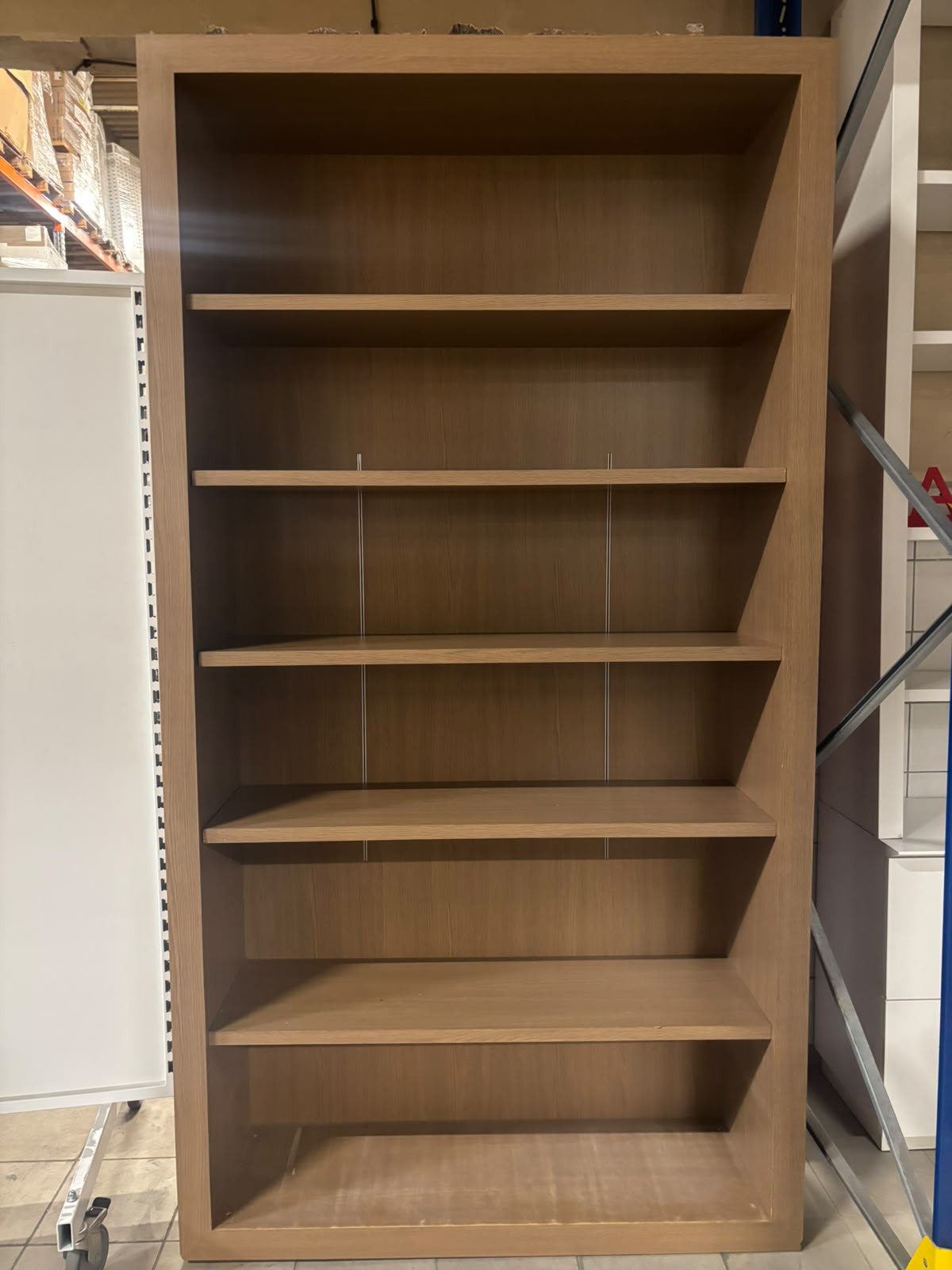 Étagère bibliothèque en bois avec 4 tablettes – 134 x 250 x 43 cm