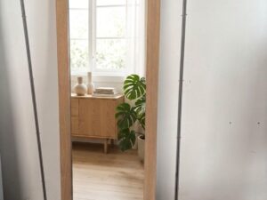 Miroir mural avec encadrement bois – 191 x 60 x 7 cm