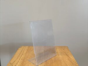 Support de présentation A5 en PVC renforcé transparent – incliné