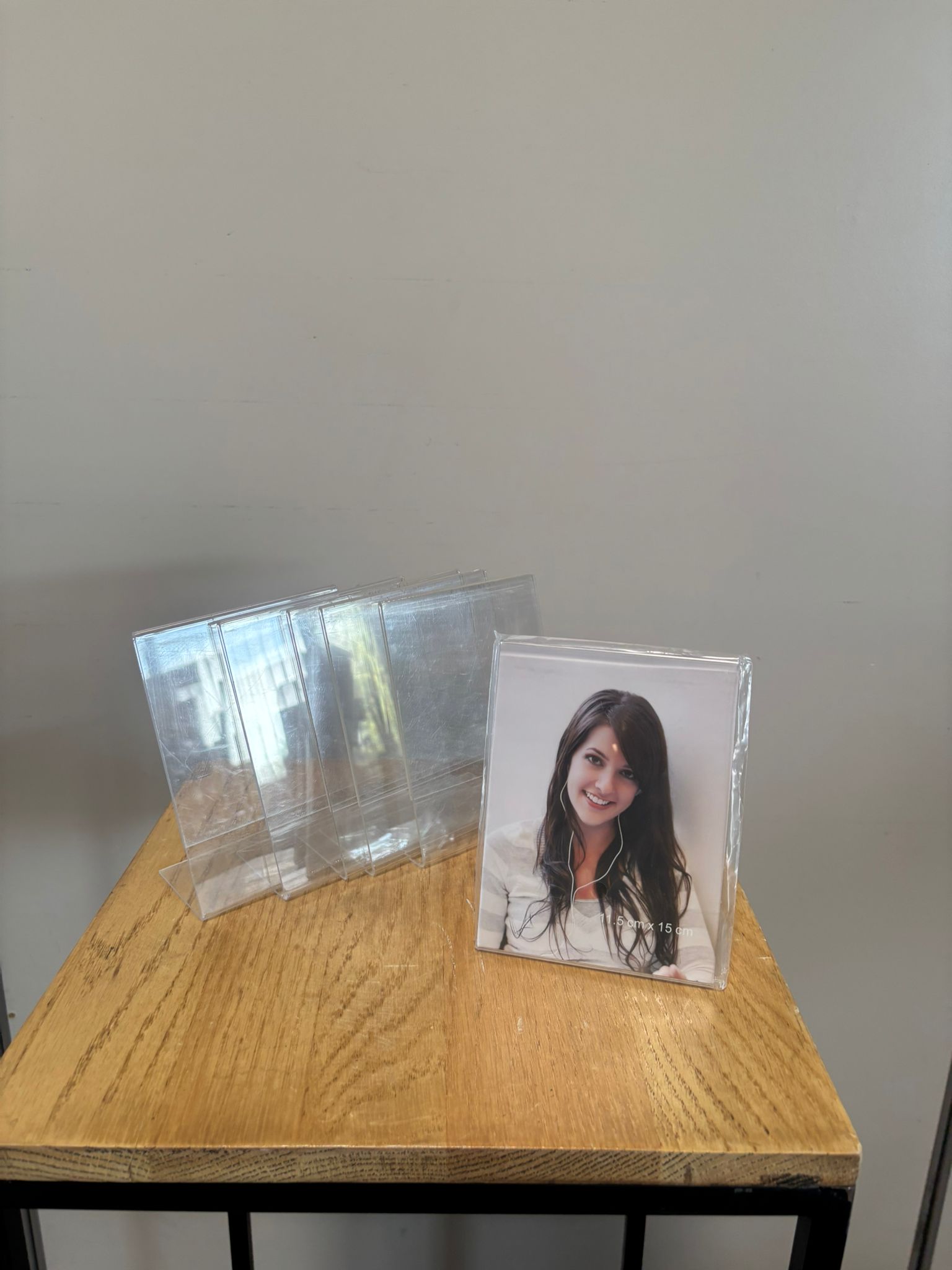 Support de présentation en PVC renforcé transparent – format 11,5 x 15 cm