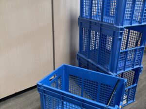 Caisse de manutention bleue BITO – L60 x l39 x P41 cm