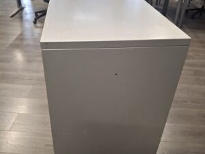 Armoire de bureau avec portes coulissantes – Métal, bois et verre – L150 x P51 x H105 cm