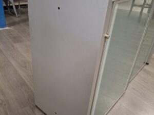 Armoire de bureau avec portes coulissantes – Métal, bois et verre – L150 x P51 x H105 cm
