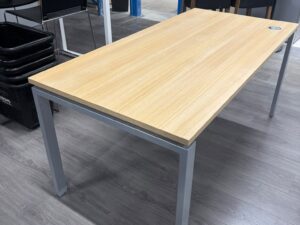 Bureau bois et métal – L160 x P80 x H74 cm