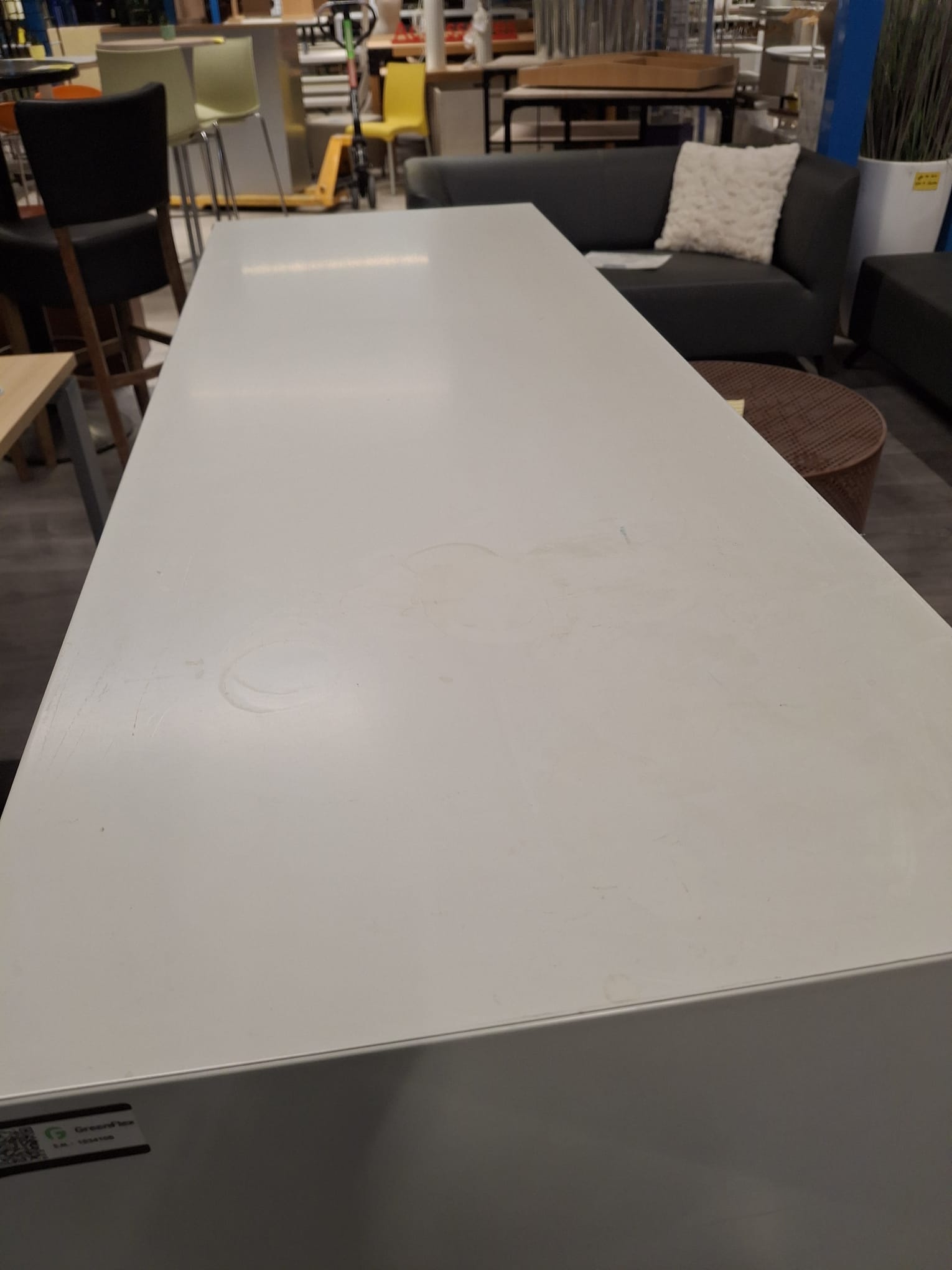 Armoire de bureau basse métallique gris clair 2 tablettes – L120 x P43 x H105 cm