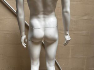 Mannequin homme sur socle en verre blanc mat – H169 cm
