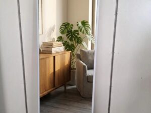 Miroir à poser avec cadre gris – H190 x L60 cm