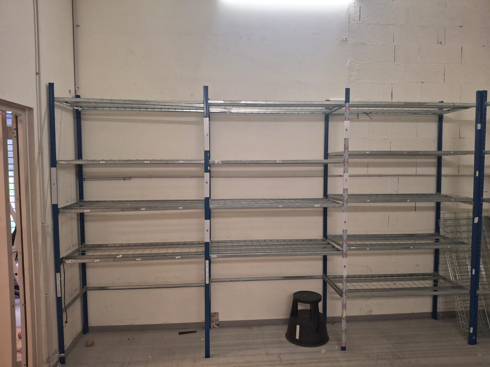 Lot de 3 étagères de stockage métalliques bleu et gris – L380 x P60 x H240 cm