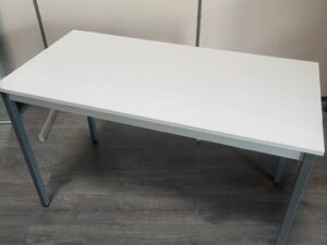 Table de travail multi-usages bois et métal grise – 2 dimensions disponibles