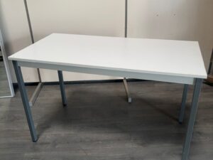 Table de travail multi-usages bois et métal grise – 2 dimensions disponibles