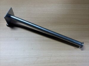 Bras droit pour fond rainuré gris métallique – L39 cm