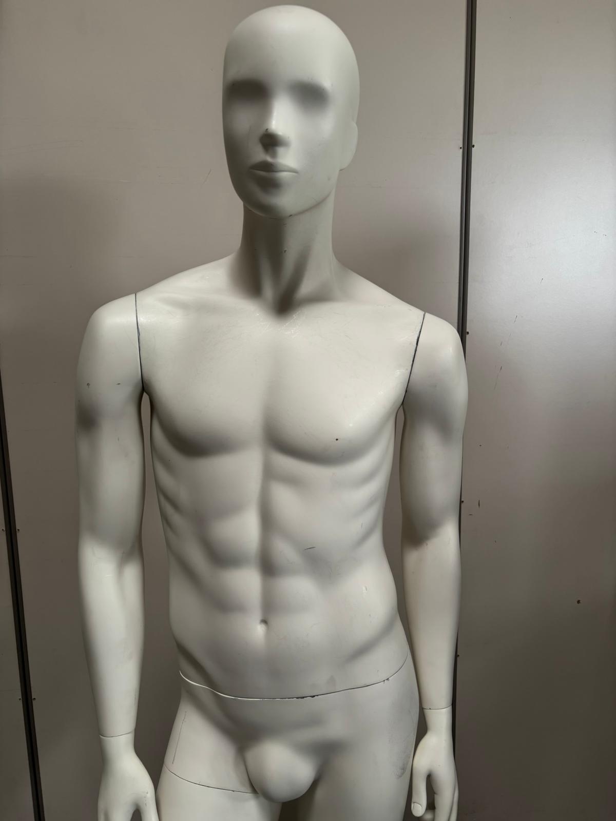 Mannequin homme complet sur socle en verre – fibre de verre blanc mat – H184 cm – Image 2