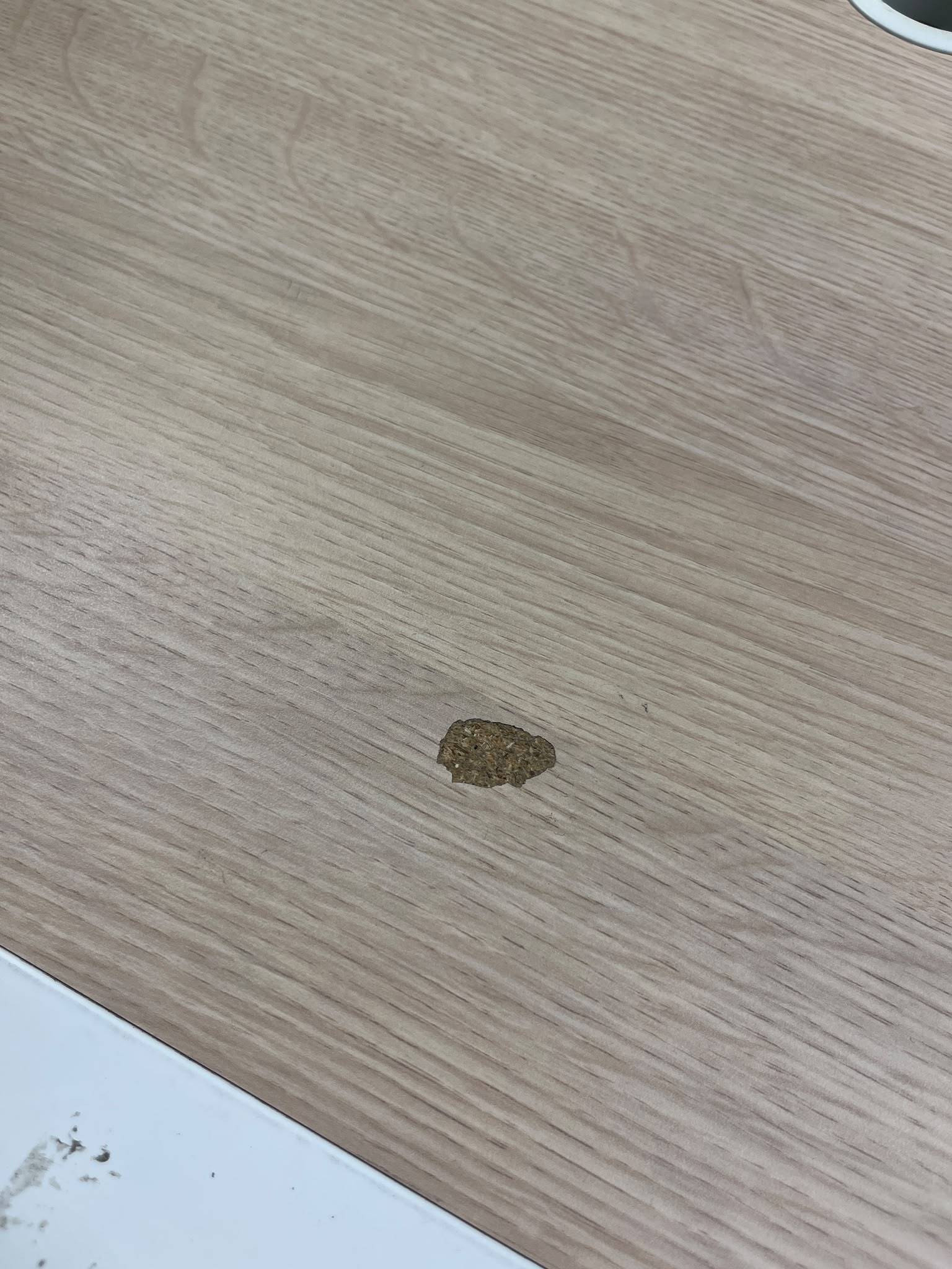 Table de présentation 3 niveaux en bois et métal blanc – L300 x l100 x H96 cm