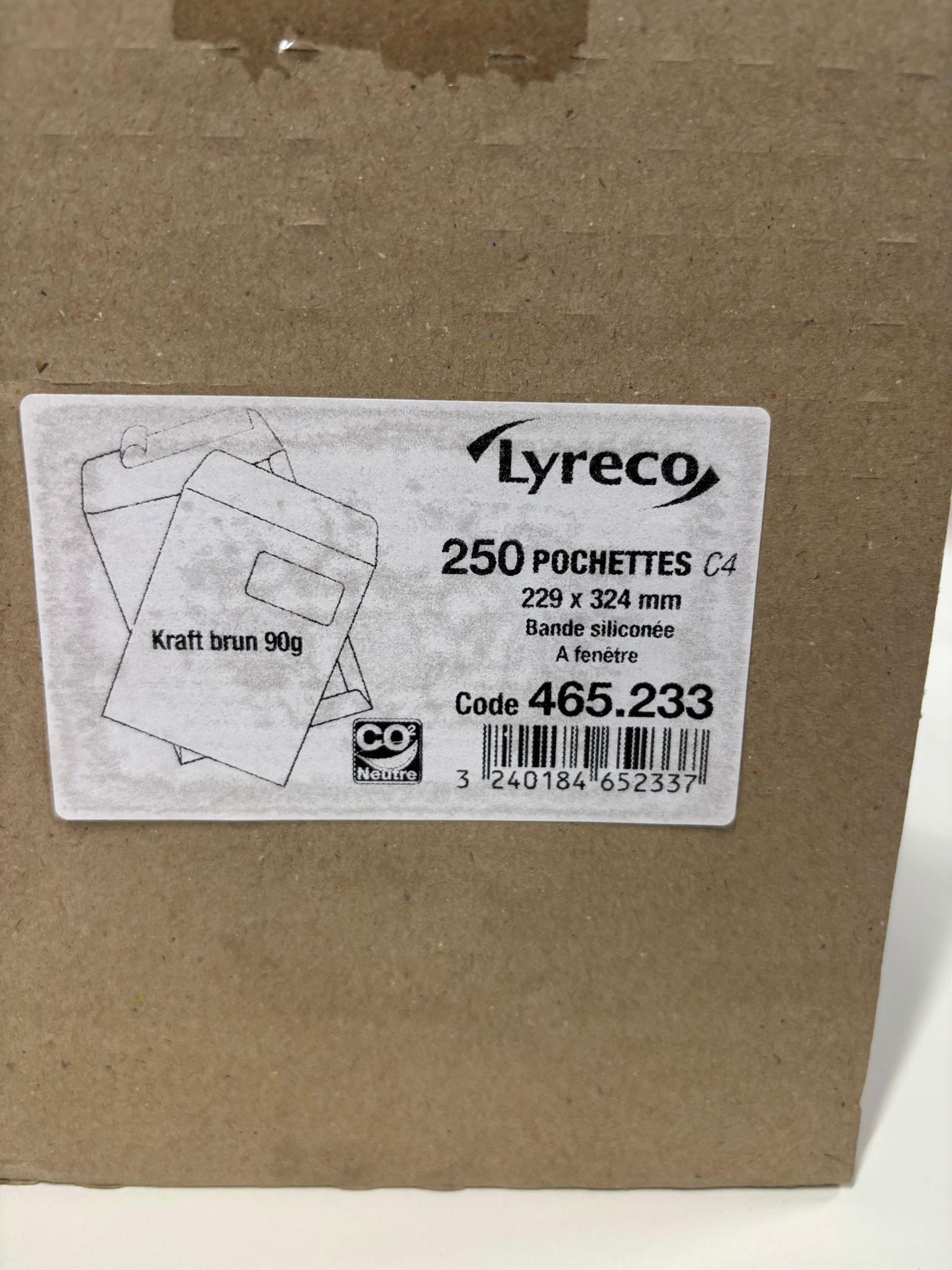 Lot de 200 enveloppes C4 à fenêtre Lyreco – 229 x 324 mm
