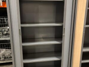 Armoire haute de bureau métallique grise – L120 x l43 x H198 cm