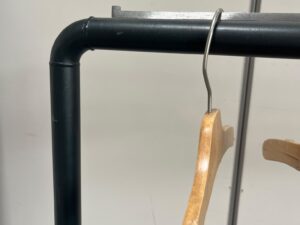 Portant à vêtements professionnel noir – L125 cm