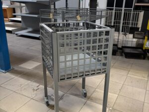 Bac soldeur métallique sur roulettes gris – H93 cm