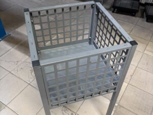 Bac soldeur métallique sur roulettes gris – H93 cm