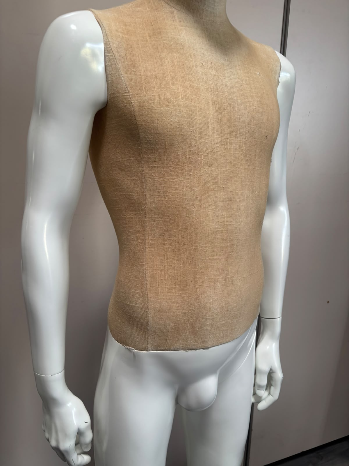 Mannequin homme complet en fibre de verre – H190 cm
