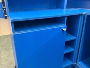 Comptoir arrondi en bois bleu et blanc – L253 cm