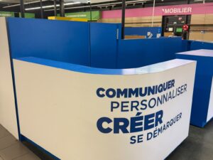 Comptoir arrondi en bois bleu et blanc – L253 cm