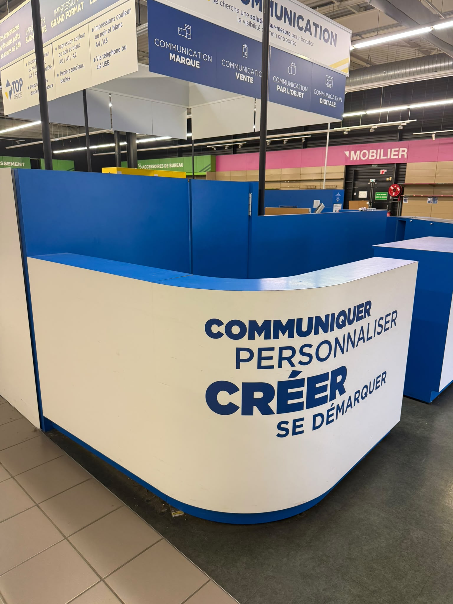 Comptoir arrondi en bois bleu et blanc – L253 cm