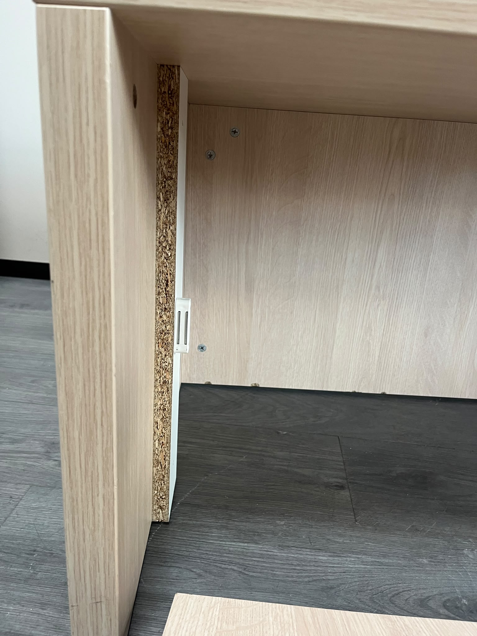 Banquette 2 places bois et tissu avec prises intégrées – L150 cm
