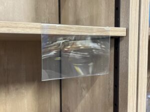 Porte-affiche plexi à poser pour tablette – 105 x 150 mm