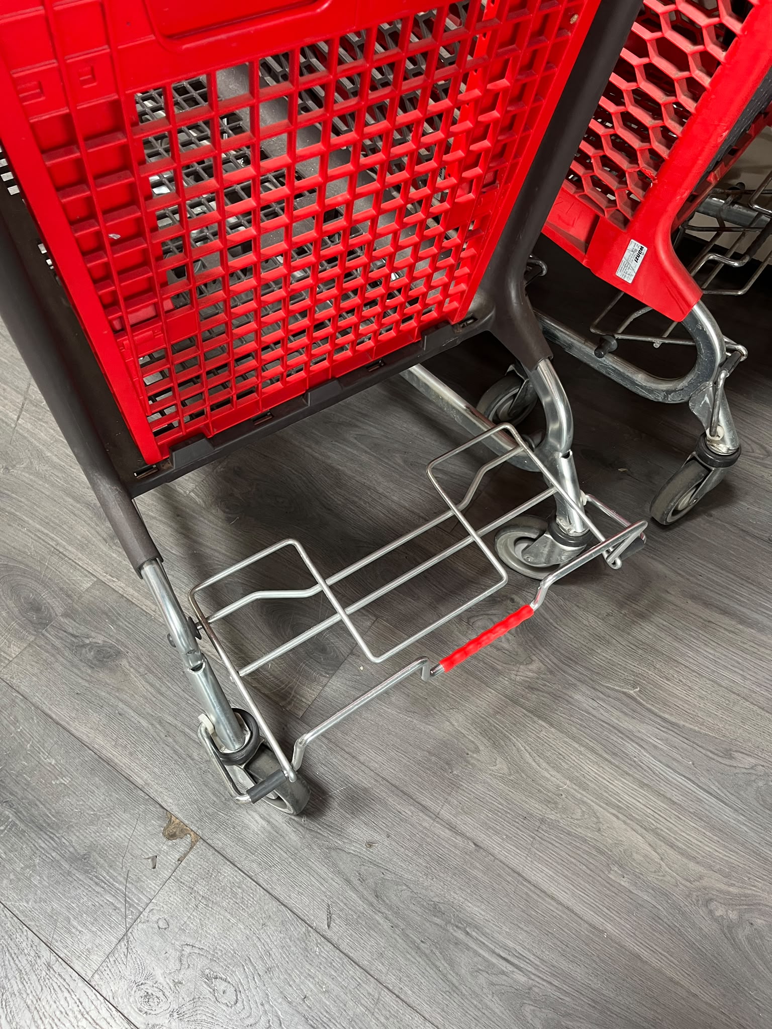 Lot de 4 chariots de magasin WANZL TANGO 240P – 240 L