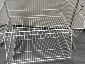 Lot de 3 bacs fils métalliques blancs – H121 cm