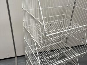 Lot de 3 bacs fils métalliques blancs – H121 cm