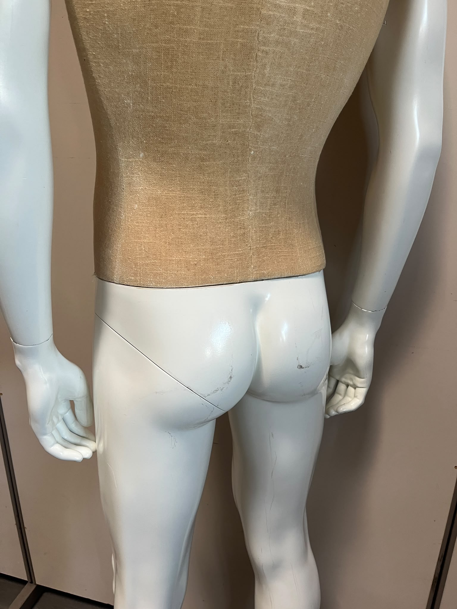 Mannequin homme complet en fibre de verre – H190 cm