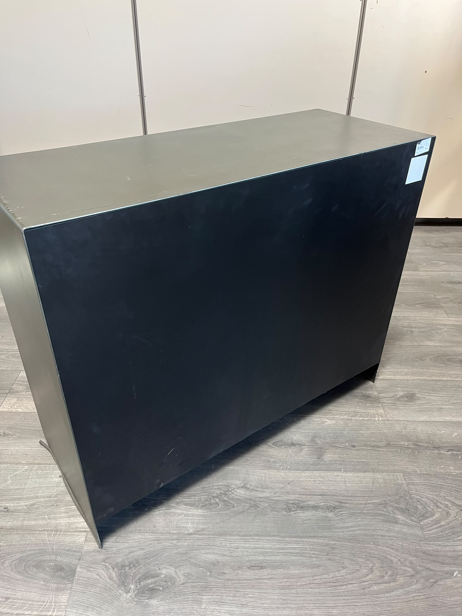 Commode 3 tiroirs noir et bois brut – L98 cm