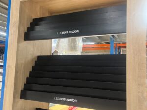Meuble de présentation sur roulettes avec tiroirs – H220 cm